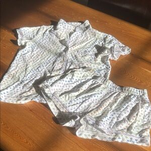 Roller rabbit, short sleeve and shorts pajama set